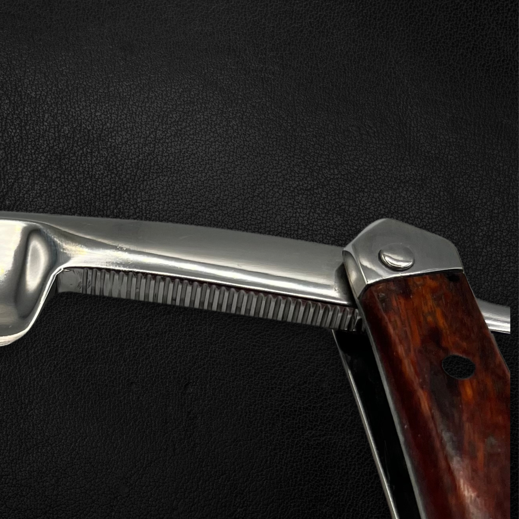 Hagane Straight Razor for Masters